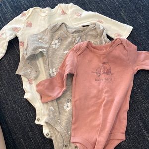 GUC baby girl body suits